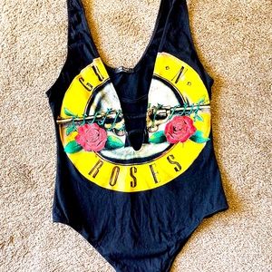 Ladies RARE Custom Guns N Roses bodysuit😝